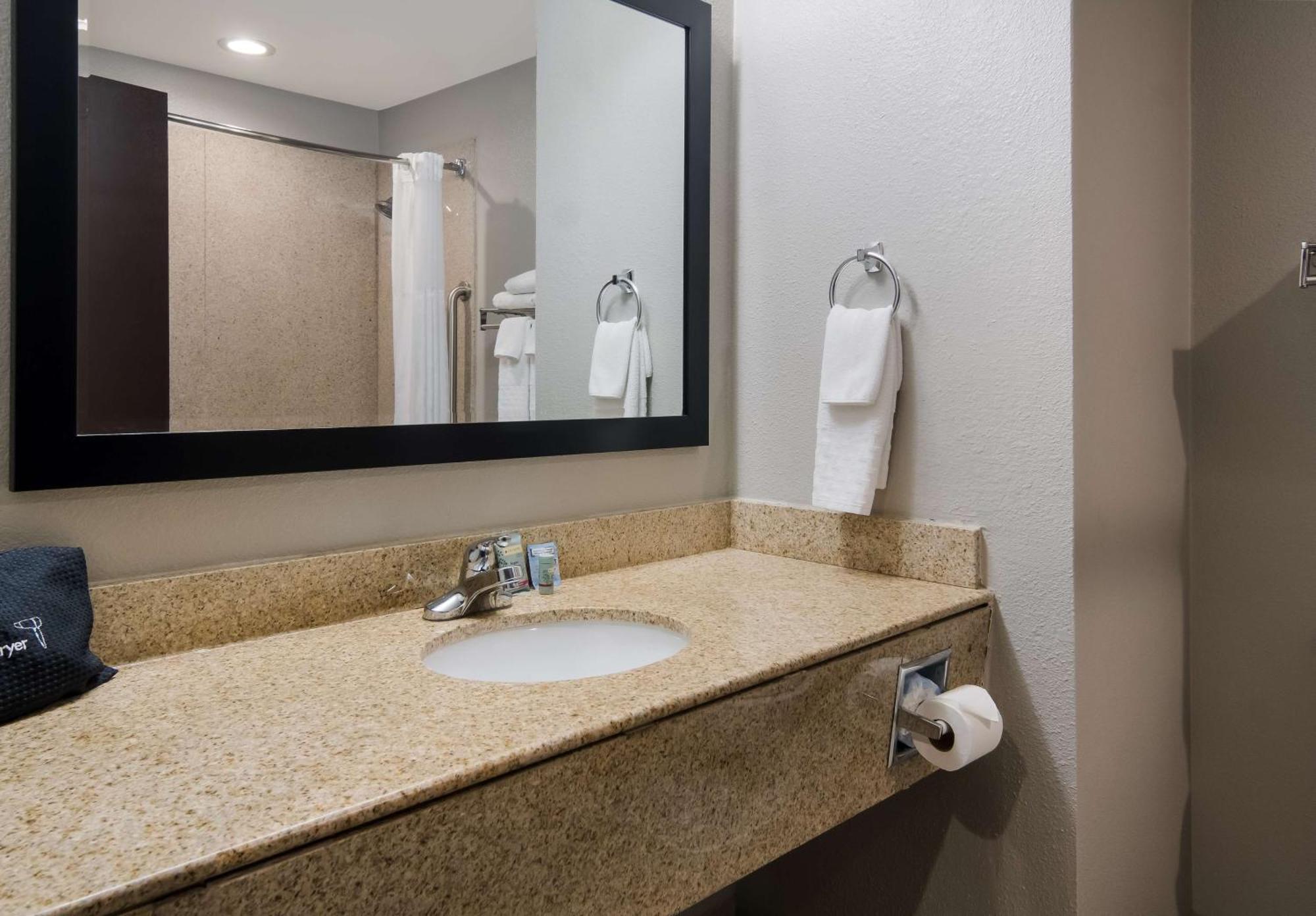 Best Western Eastland Extérieur photo
