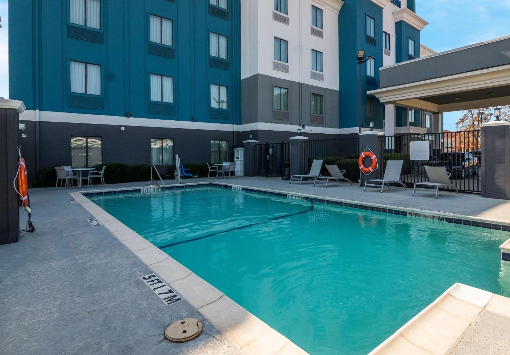 Best Western Eastland Extérieur photo